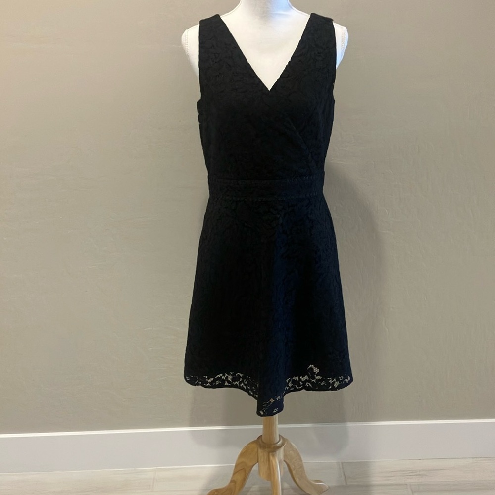 LOFT Black Sleeveless V-Neck A-Line Mini Dress